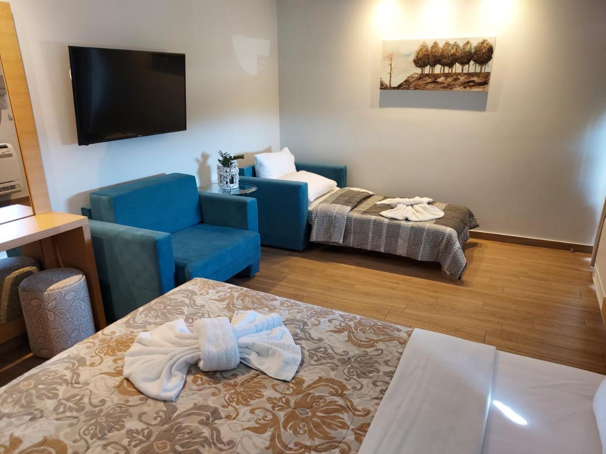 Hotel Epavlis Eleftheriadi Paralía Eksteriør bilde