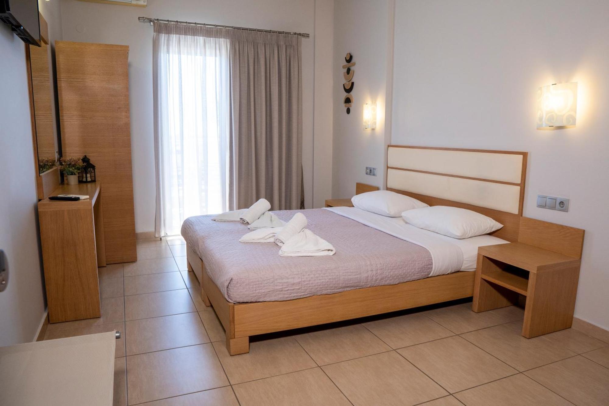 Hotel Epavlis Eleftheriadi Paralía Eksteriør bilde