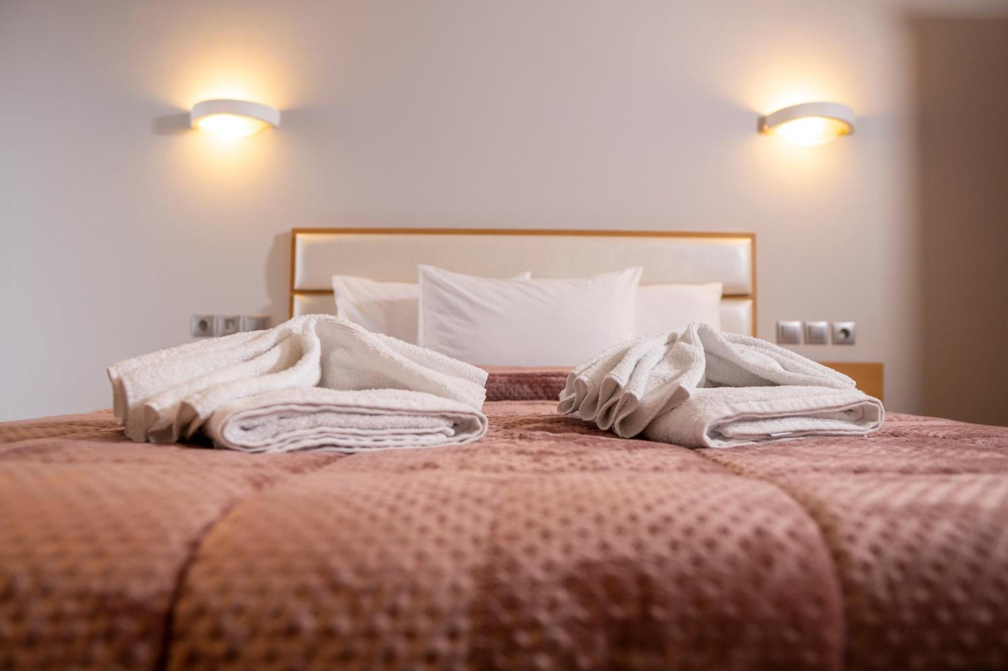 Hotel Epavlis Eleftheriadi Paralía Eksteriør bilde