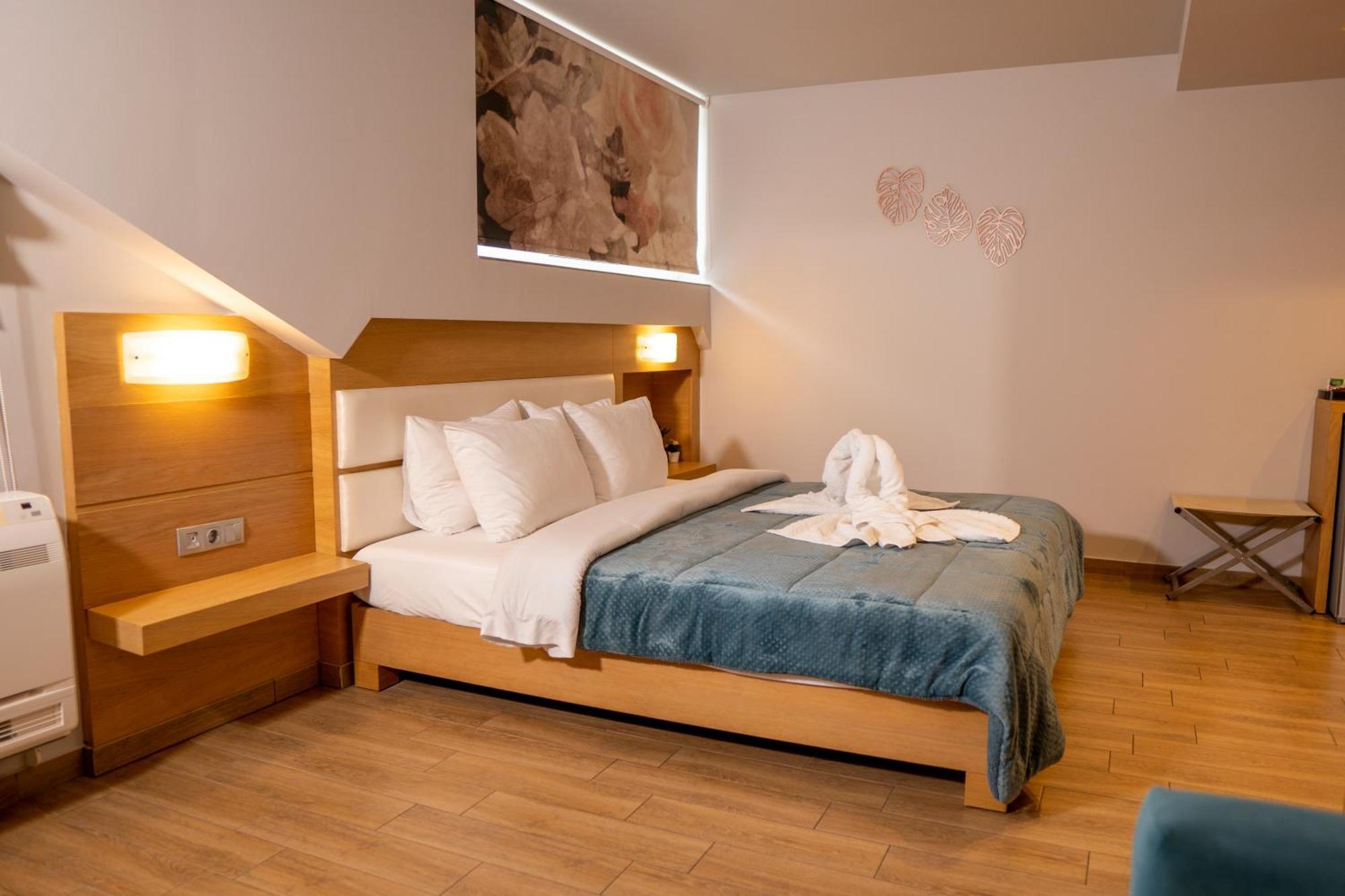 Hotel Epavlis Eleftheriadi Paralía Eksteriør bilde