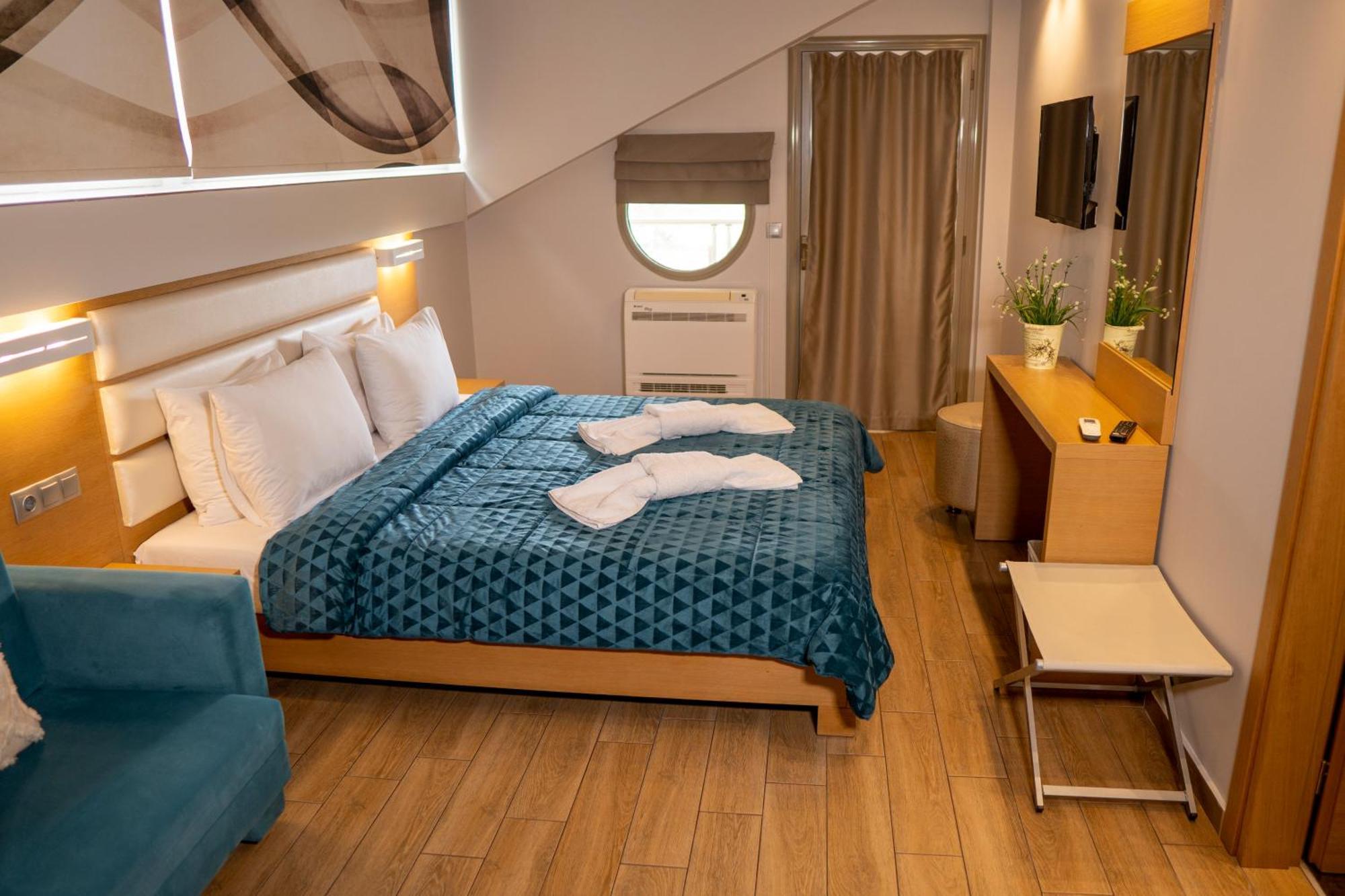 Hotel Epavlis Eleftheriadi Paralía Eksteriør bilde