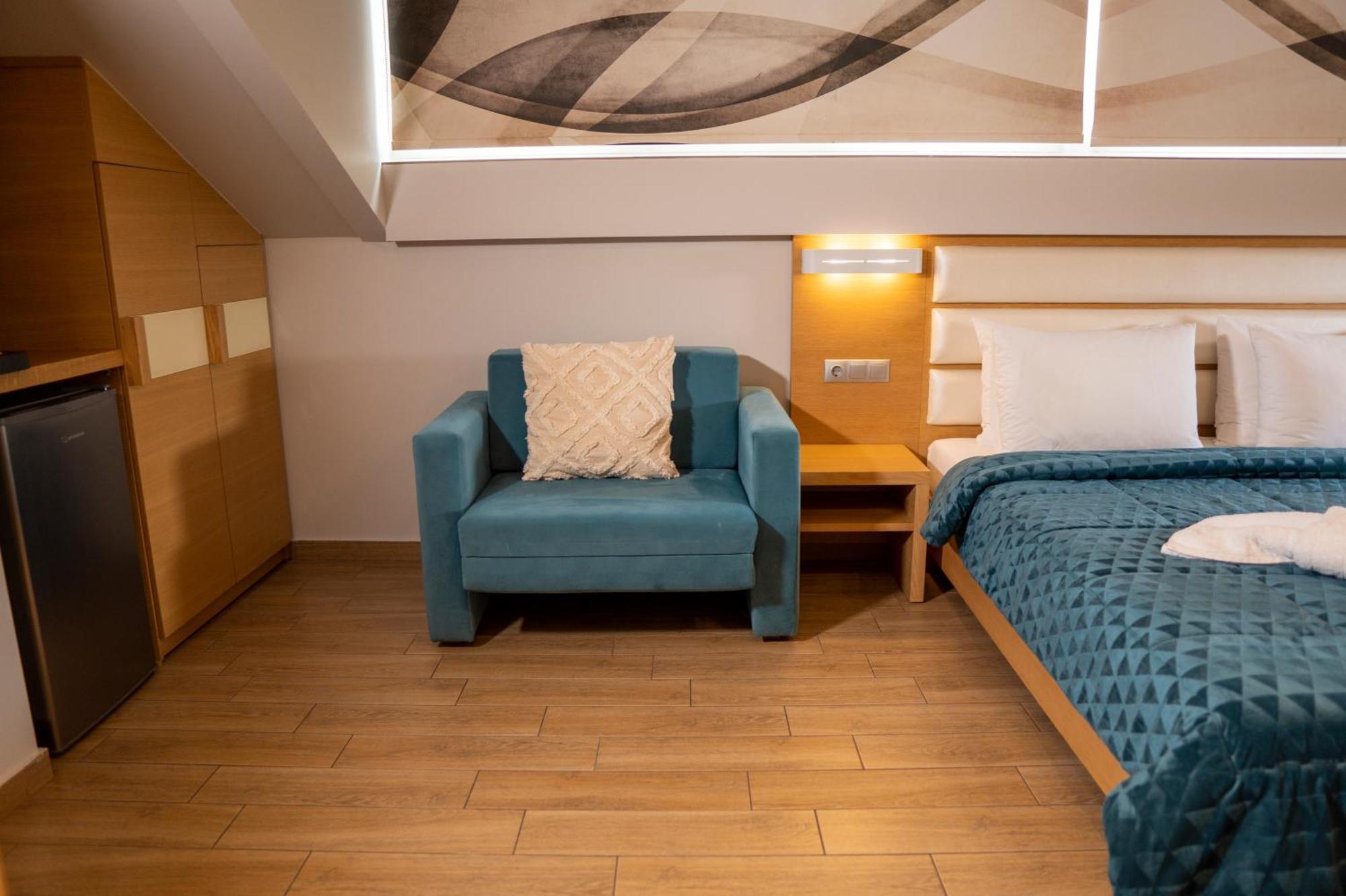 Hotel Epavlis Eleftheriadi Paralía Eksteriør bilde
