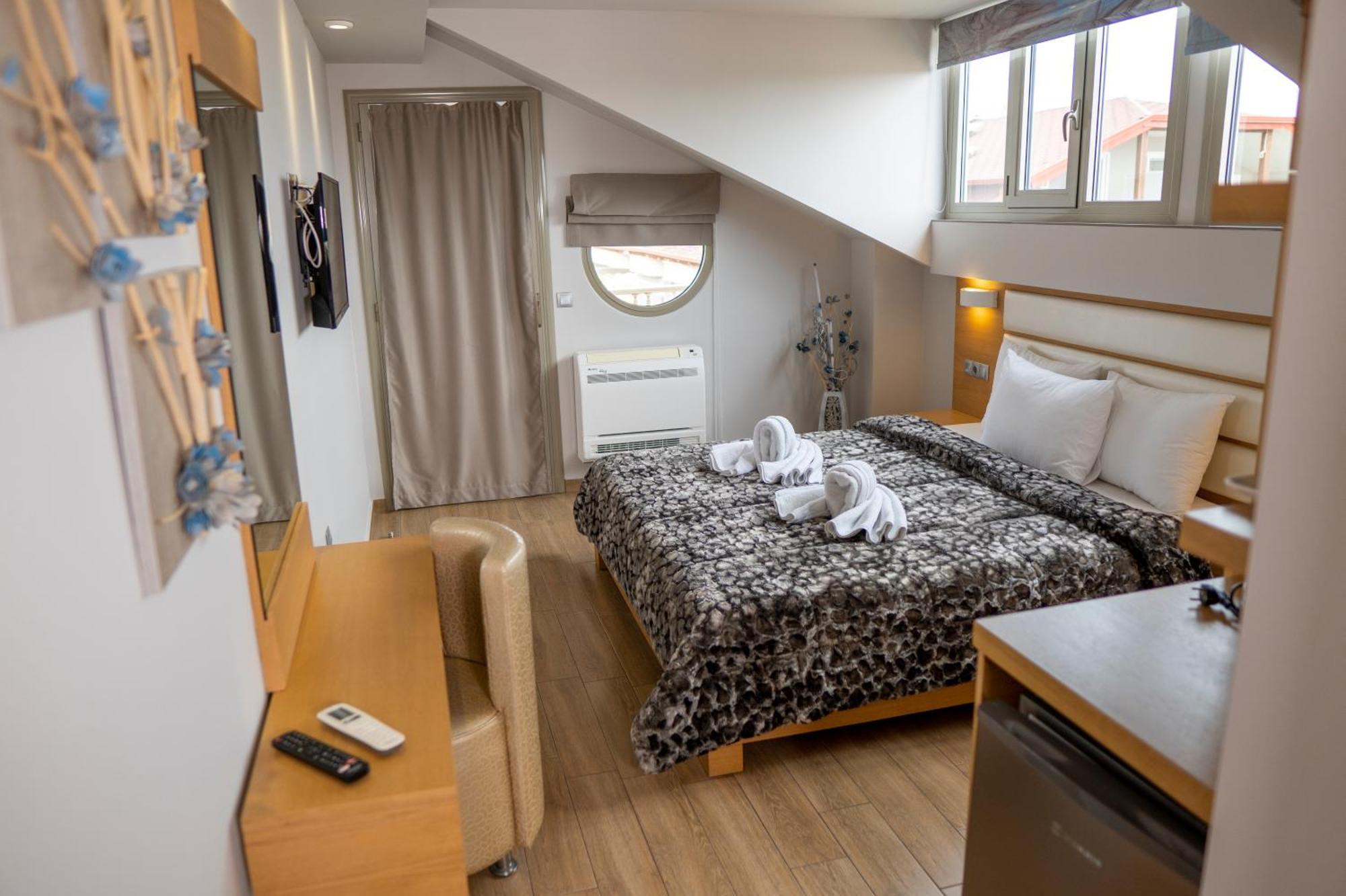 Hotel Epavlis Eleftheriadi Paralía Eksteriør bilde