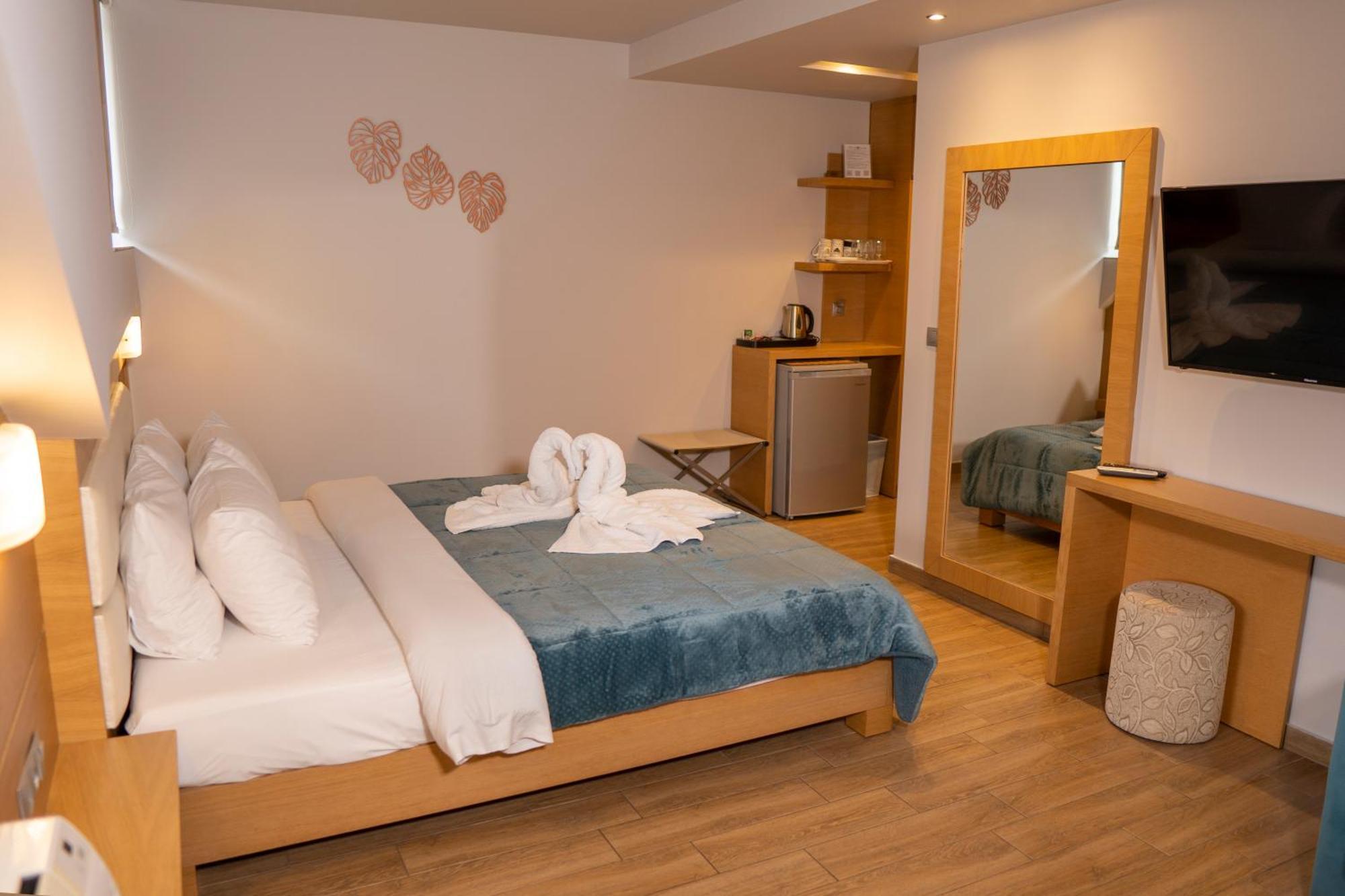 Hotel Epavlis Eleftheriadi Paralía Eksteriør bilde