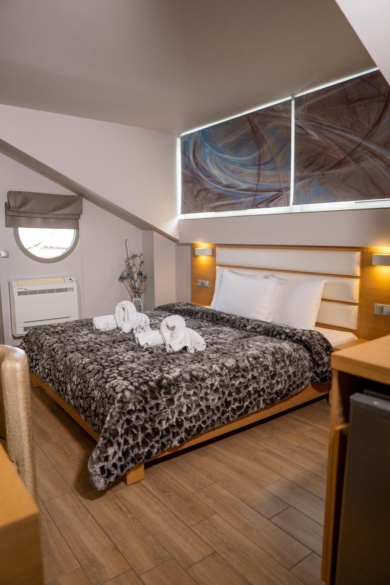 Hotel Epavlis Eleftheriadi Paralía Eksteriør bilde