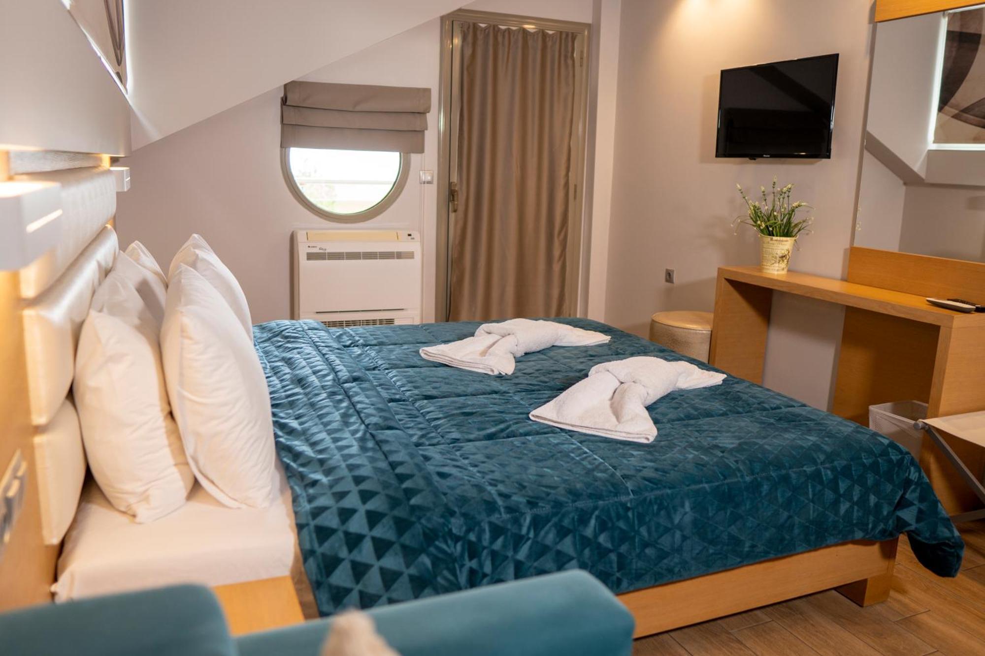 Hotel Epavlis Eleftheriadi Paralía Eksteriør bilde